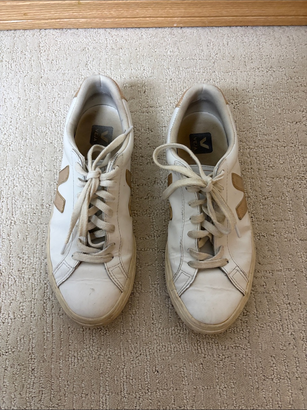 Veja Women’s White Sneakers with gold toned V Logo size 9
